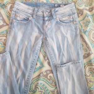 Adorable Miss Me jeans
